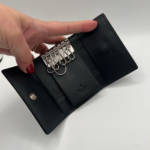 Authentic Gucci Key Case - Picture 4 of 11
